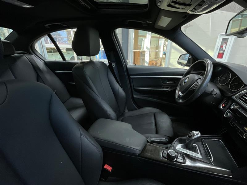 2018 BMW 3 SERIES 330i