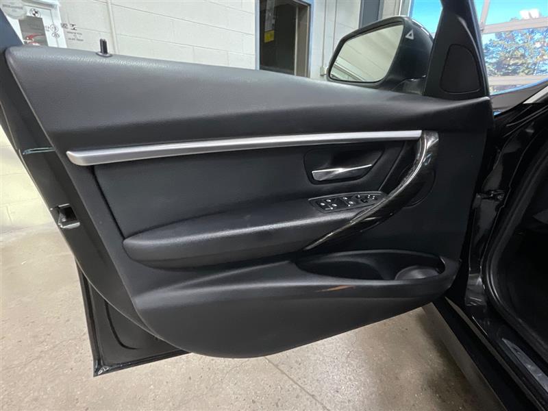 2018 BMW 3 SERIES 330i