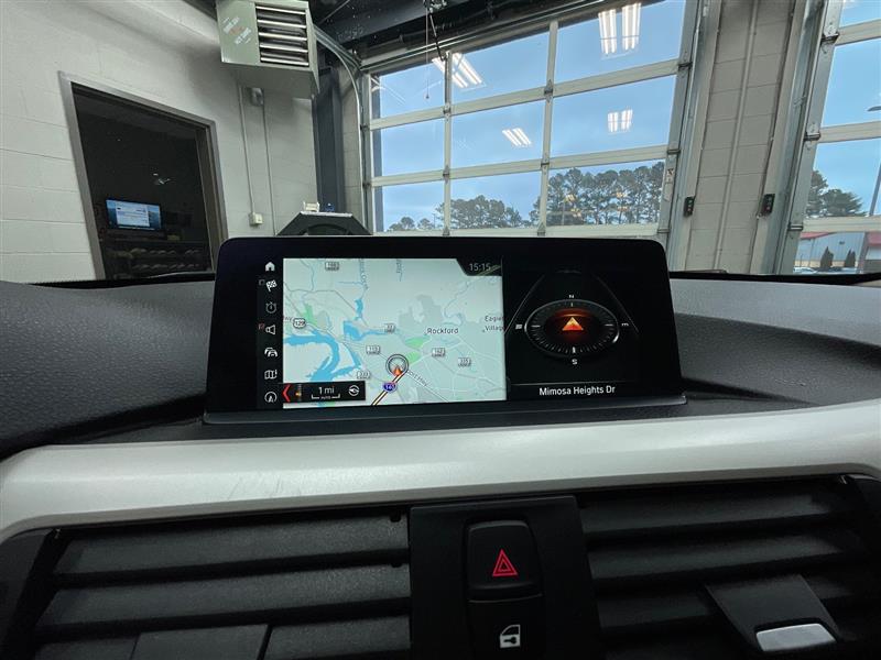 2018 BMW 3 SERIES 320i