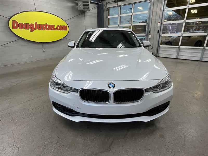 2018 BMW 3 SERIES 320i
