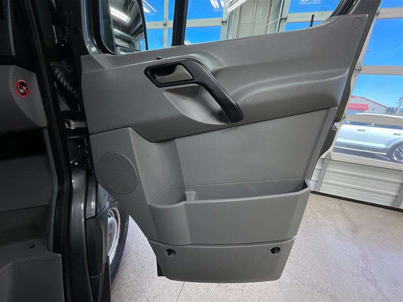 2014 MERCEDES-BENZ SPRINTER 2500 