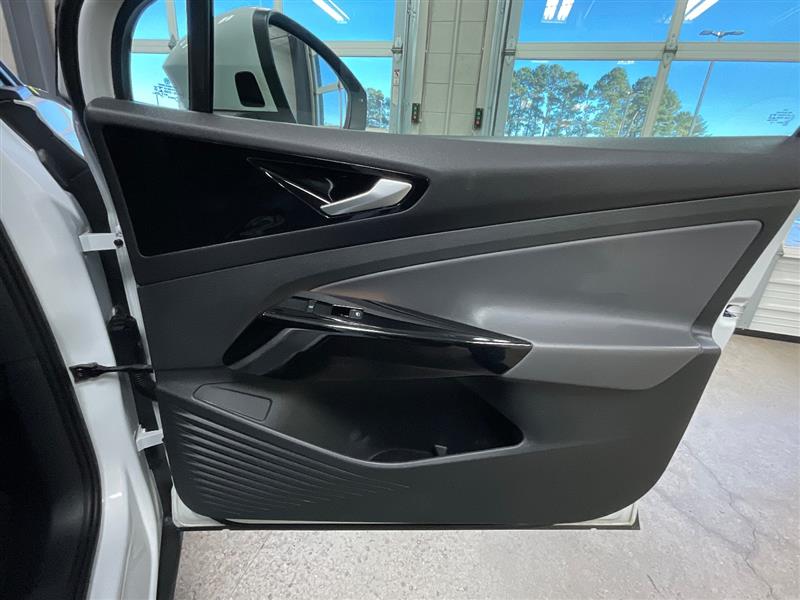 2021 VOLKSWAGEN ID.4 Pro