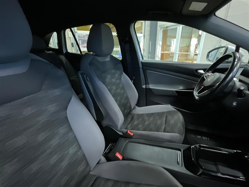 2021 VOLKSWAGEN ID.4 Pro