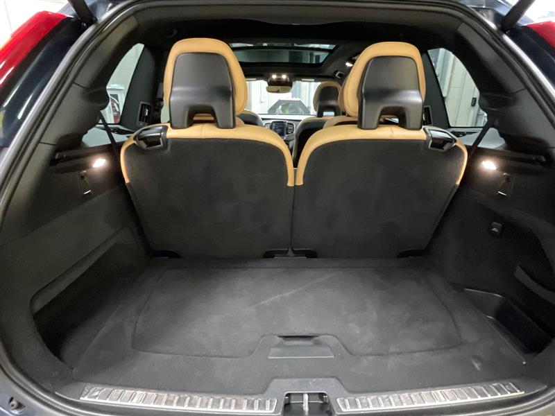 2018 VOLVO XC90 MOMENTUM