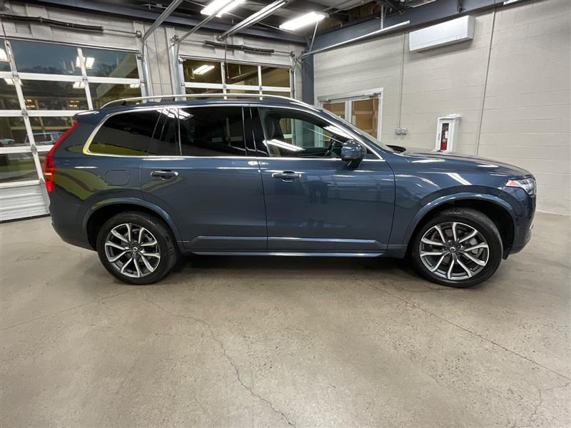 2018 VOLVO XC90 MOMENTUM