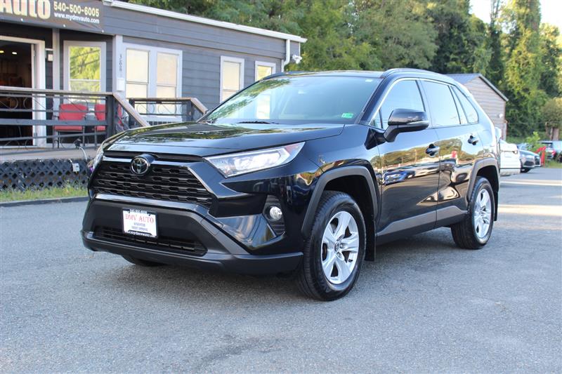 2019 TOYOTA RAV4 XLE