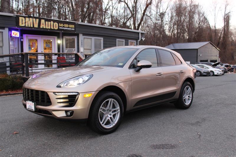 2017 PORSCHE MACAN 