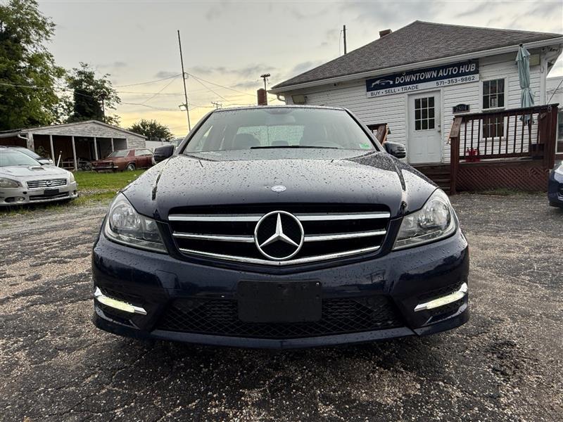 2014 Mercedes Benz C 250 photo 2