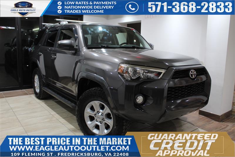 2014 Toyota 4Runner SR5's photo