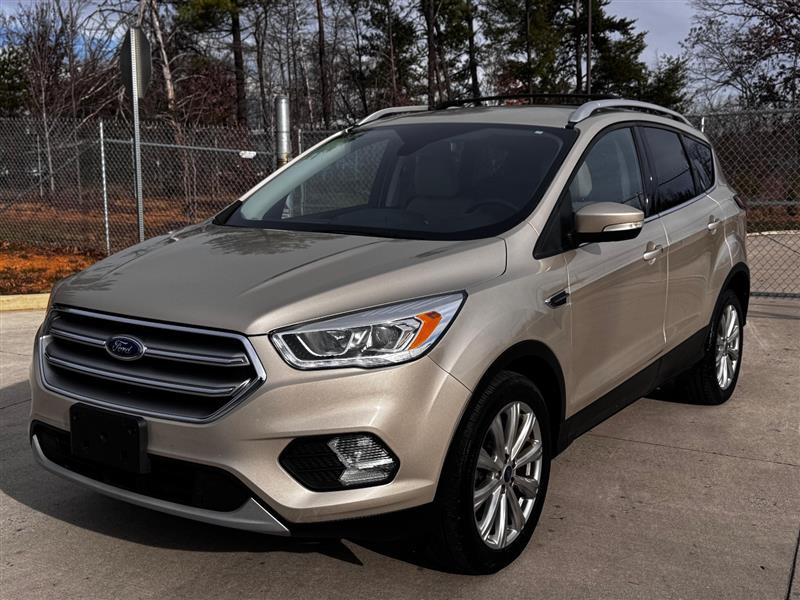 2017 Ford Escape Titanium's photo