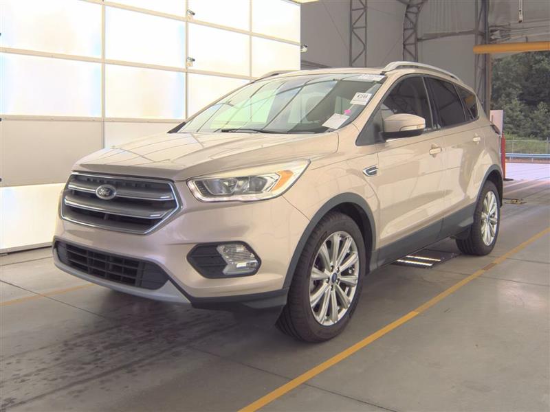 2017 Ford Escape Titanium's photo