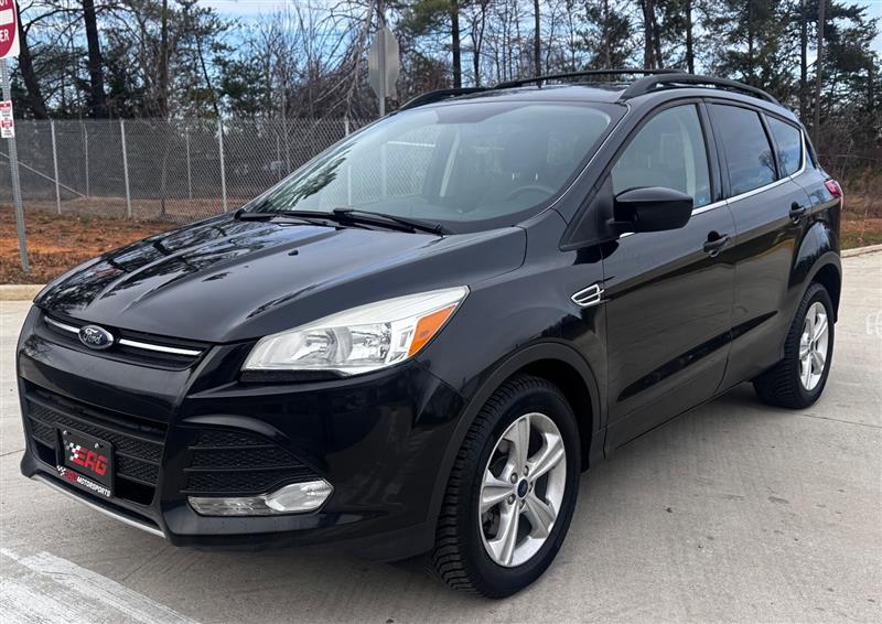 2015 Ford Escape SE's photo