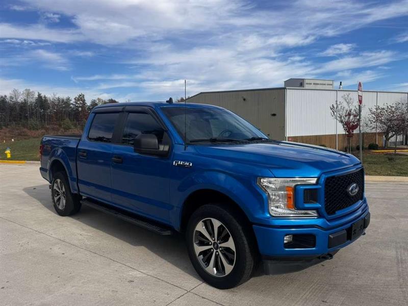 2020 Ford F-150 XL's photo