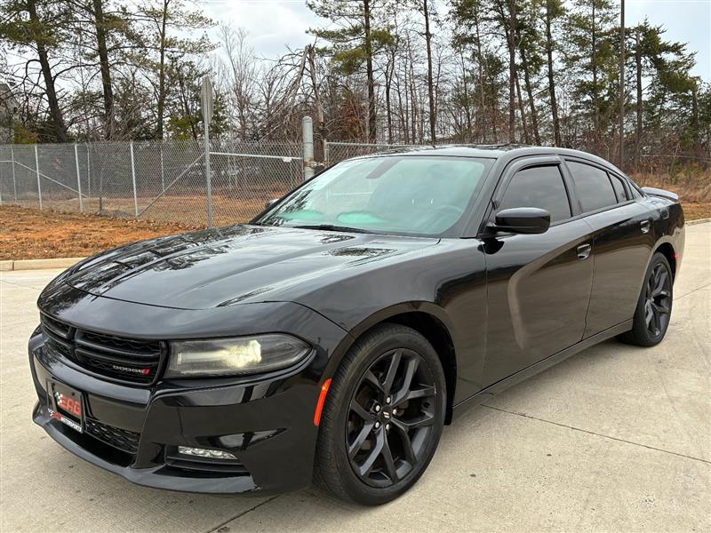 2019 Dodge Charger SXT's photo