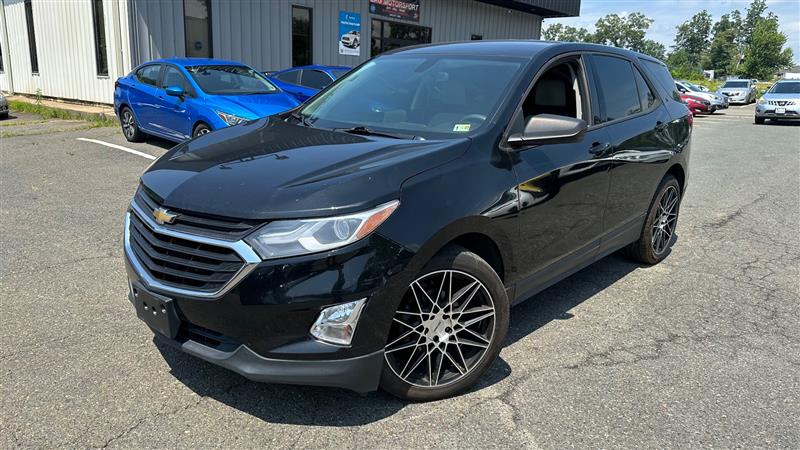 2019 Chevrolet Equinox LS's photo