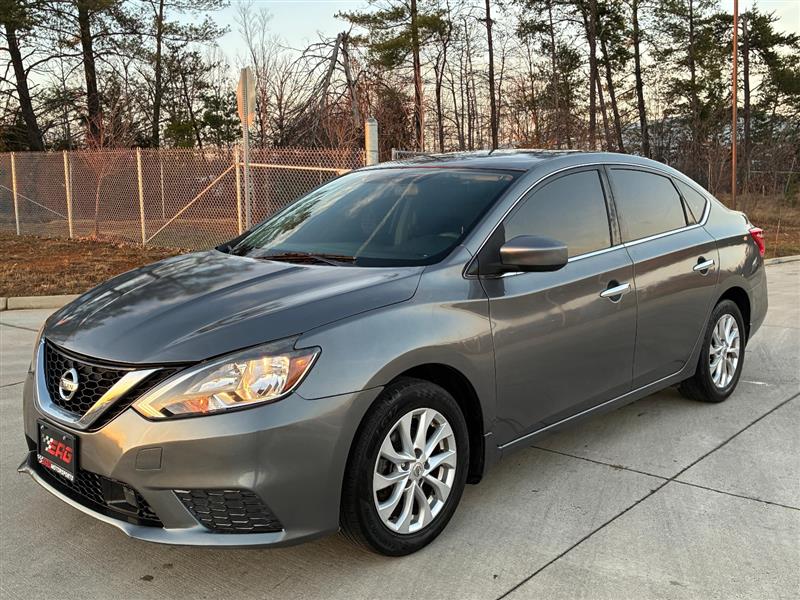 2019 Nissan Sentra S's photo