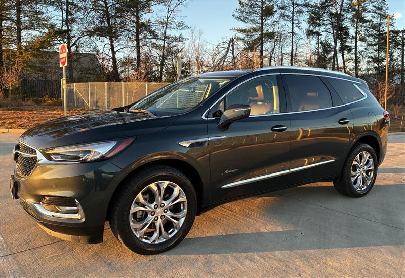 2018 BUICK ENCLAVE AVENIR