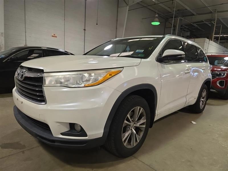 2014 Toyota Highlander XLE's photo