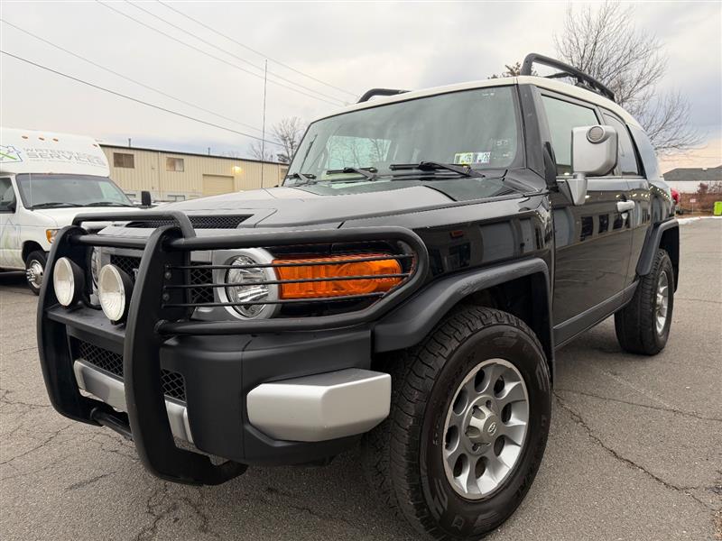 2011 Toyota FJ Cruiser Base