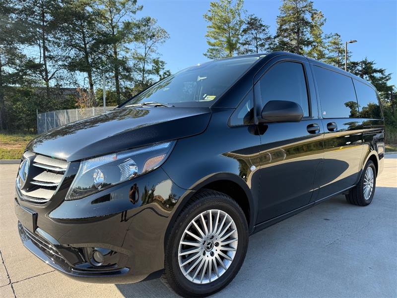 2022 MERCEDES-BENZ METRIS PASSENGER VAN 