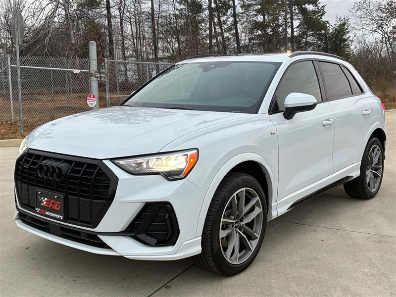2022 Audi Q3 S Line Premium's photo