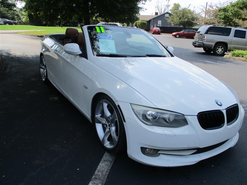 2011 BMW 3 SERIES 335 is Hard Top Convertible