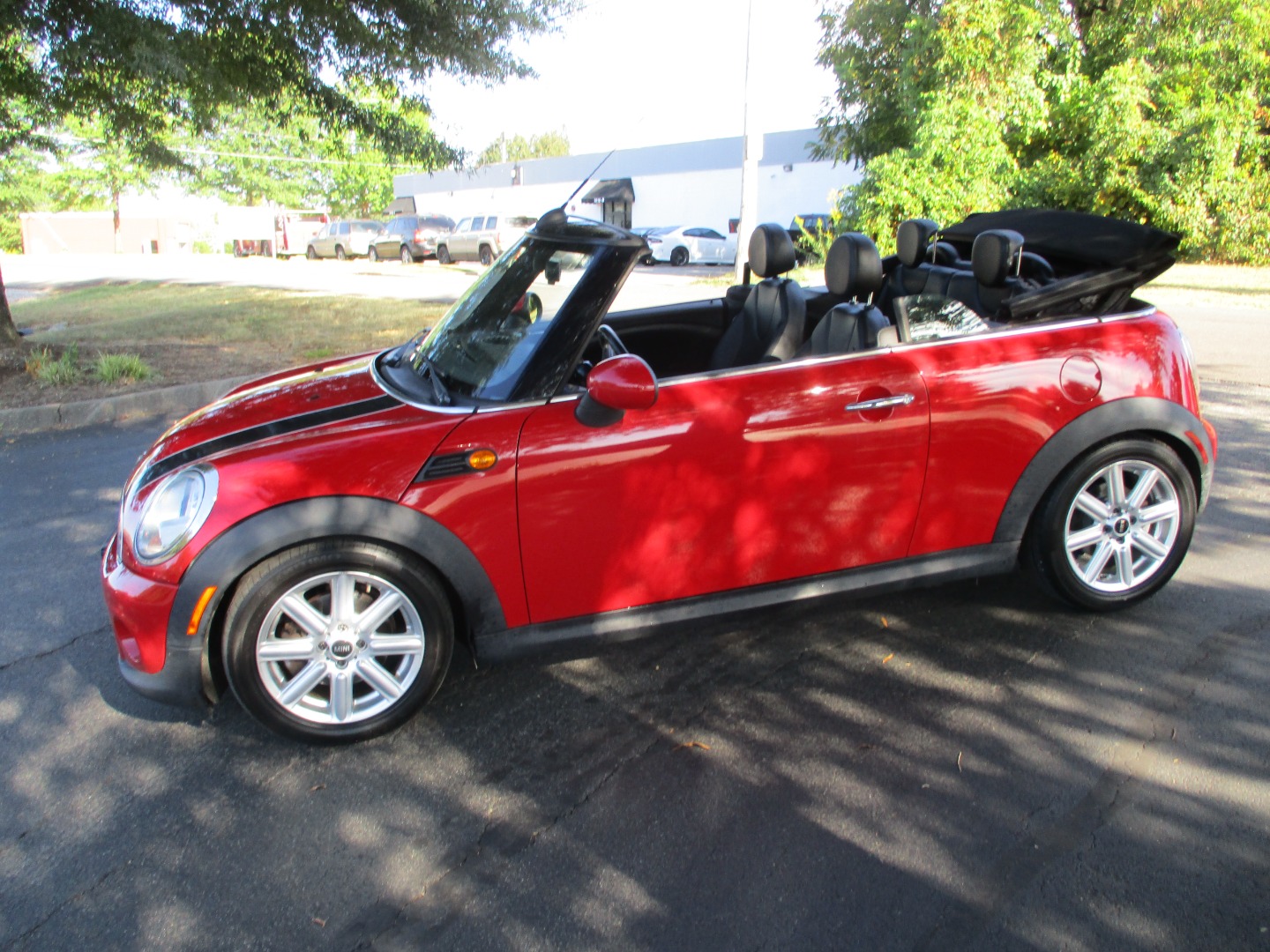 2013 MINI Cooper Base photo 4