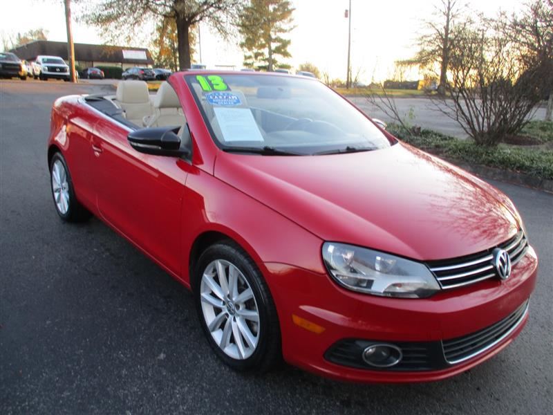 2013 VOLKSWAGEN EOS KOMFORT HARD TOP CONVERTIBLE