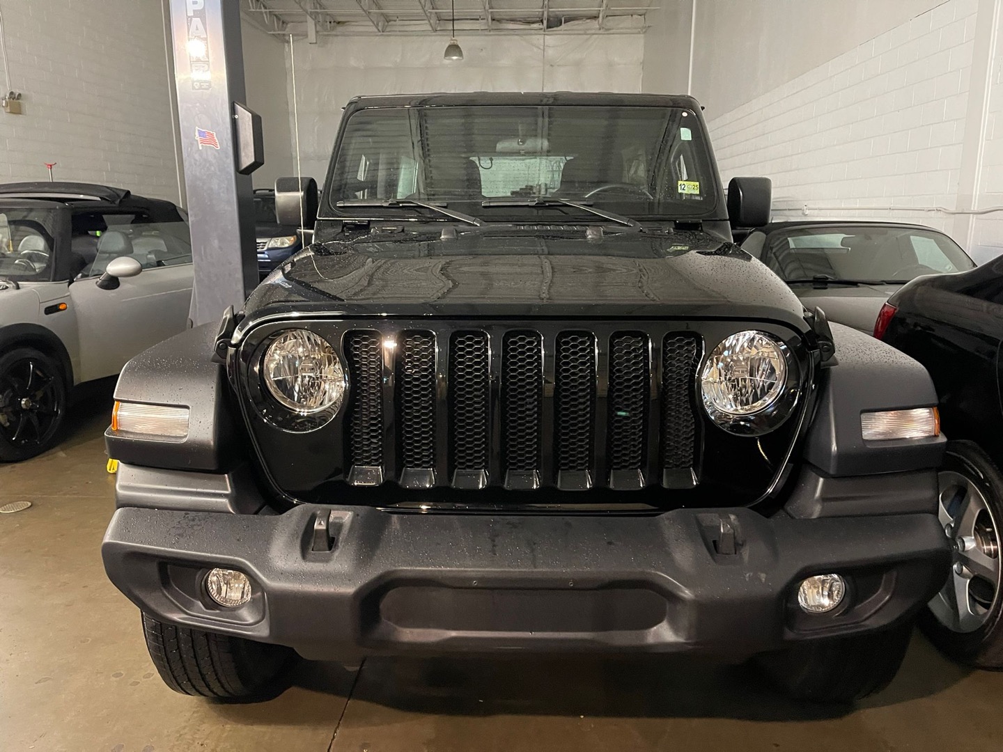 2023 Jeep Wrangler 4-Door Sport photo 23