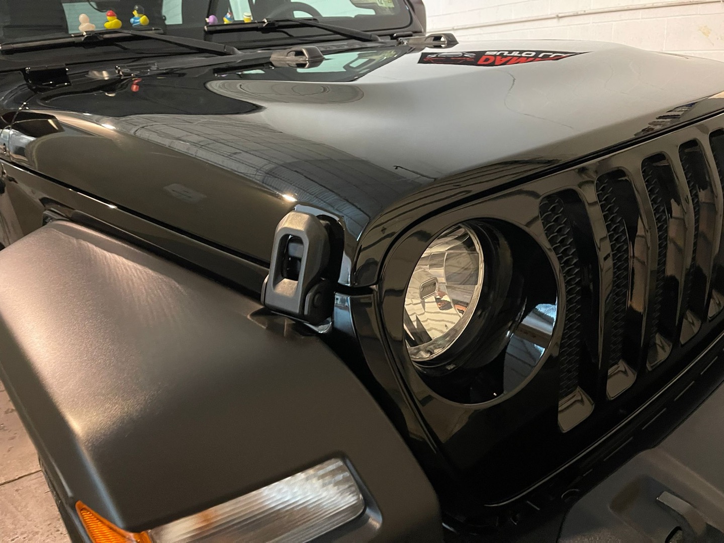 2023 Jeep Wrangler 4-Door Sport photo 31