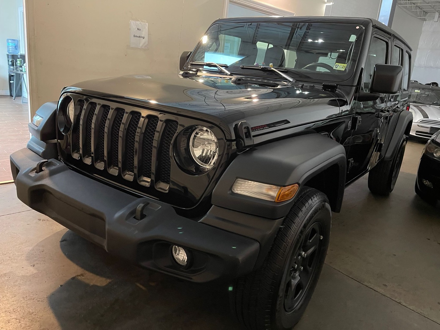 2023 Jeep Wrangler 4-Door Sport photo 5