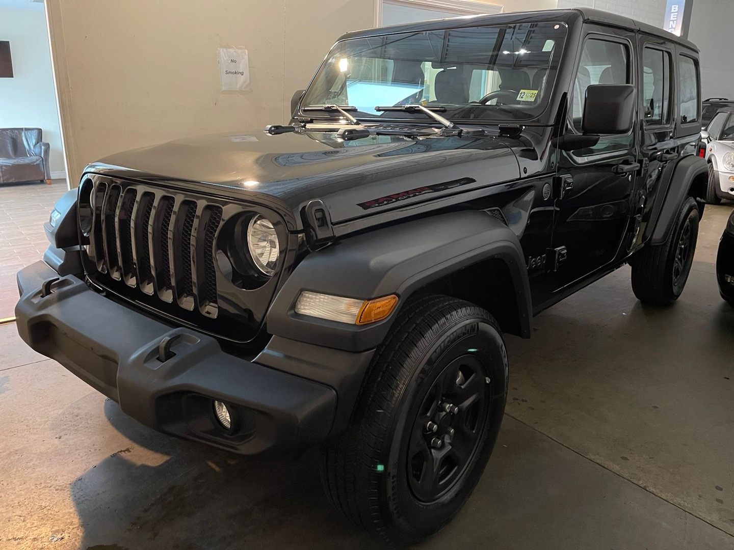 2023 Jeep Wrangler 4-Door Sport photo 3