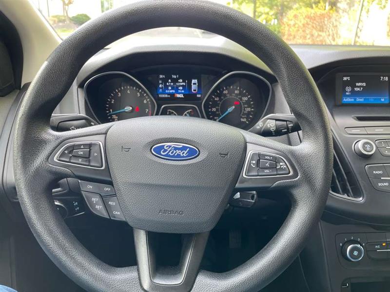 2015 Ford Focus SE photo 60