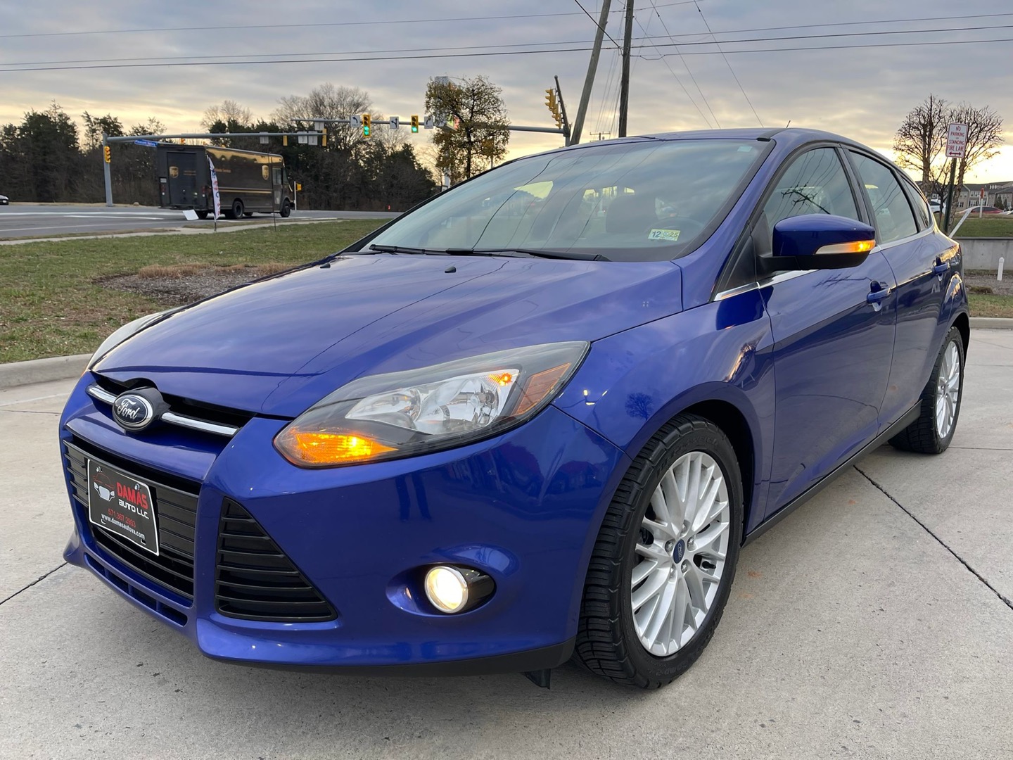 2013 Ford Focus Titanium photo 2