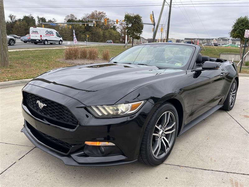 2016 Ford Mustang EcoBoost Premium's photo