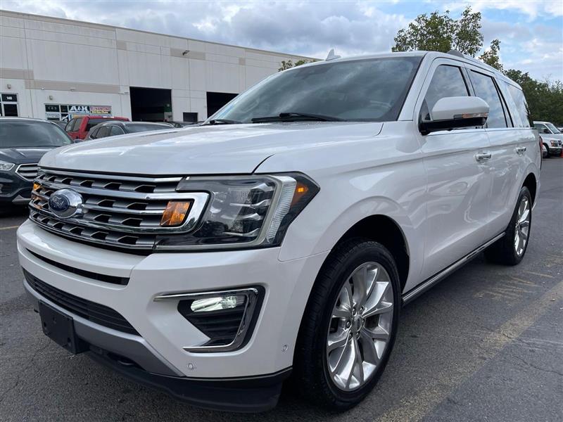 2019 Ford Expedition Limited's photo