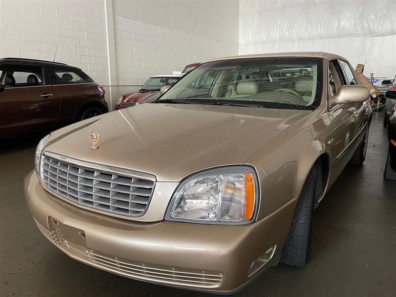 2005 Cadillac DeVille Livery's photo