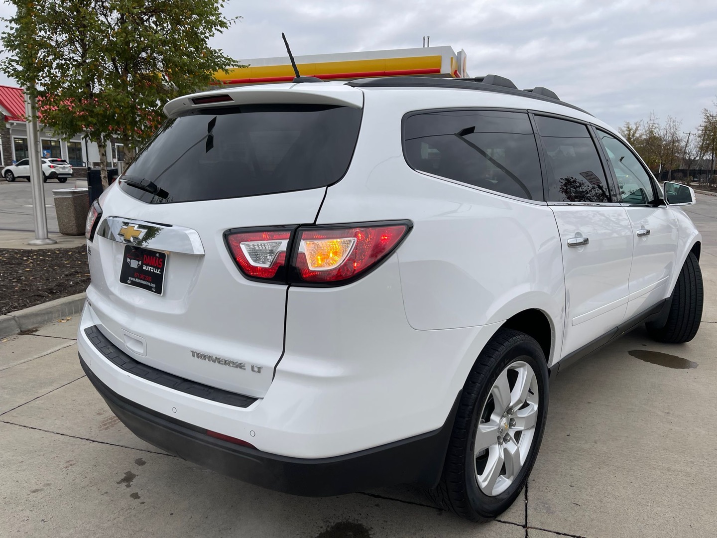 2016 Chevrolet Traverse 1LT photo 117