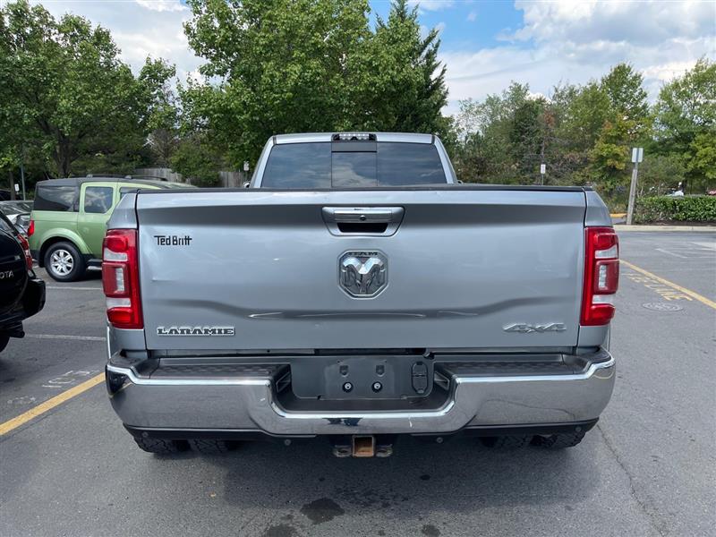 2019 Ram 3500 Laramie photo 6