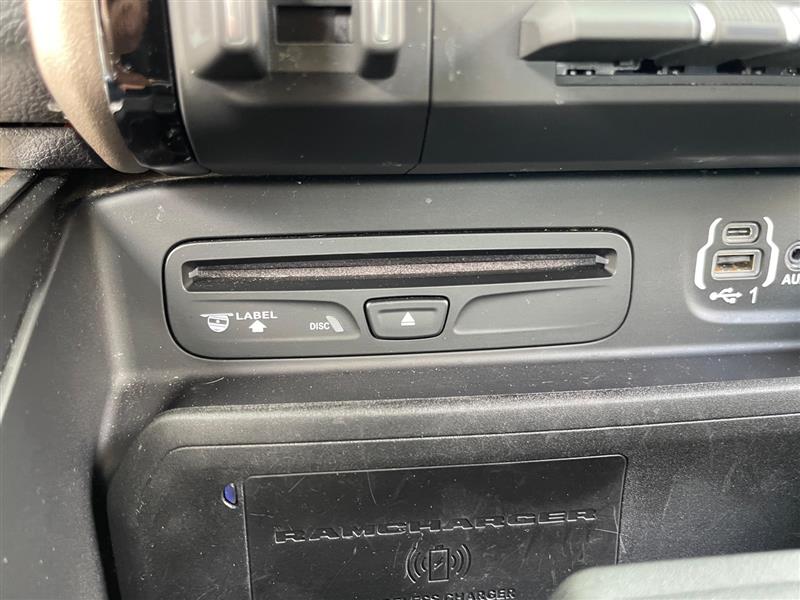 2019 Ram 3500 Laramie photo 26