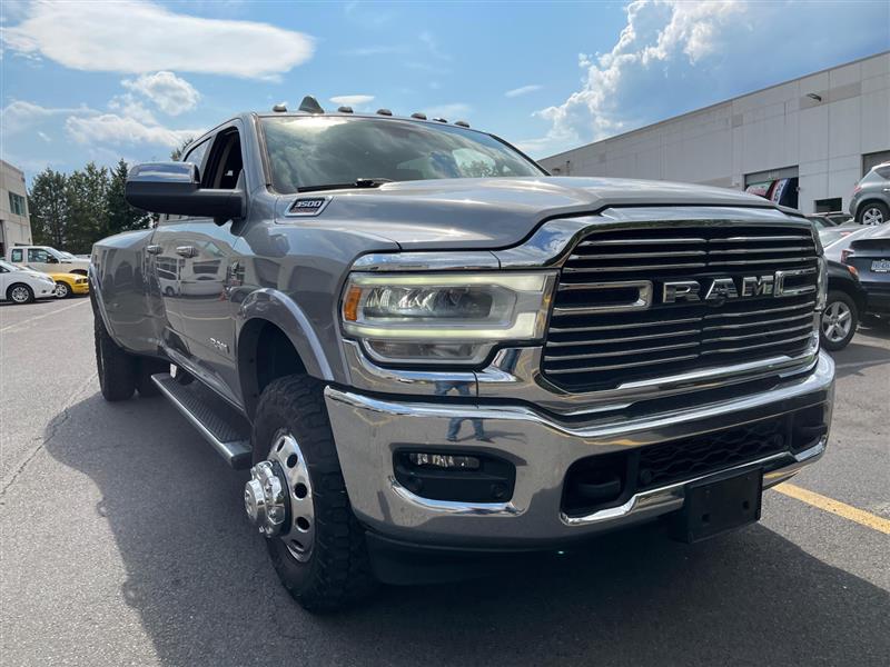 2019 Ram 3500 Laramie photo 4