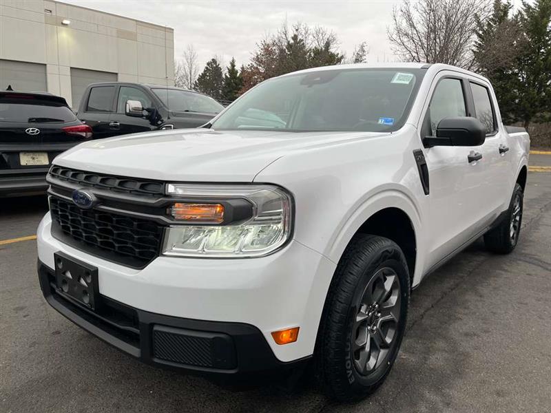 2022 Ford Maverick XLT's photo