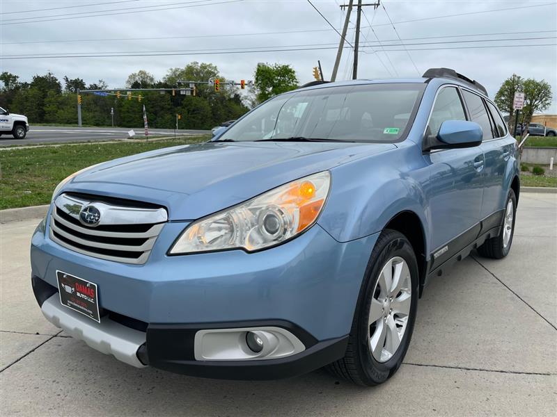 2010 Subaru Outback 3.6R Limited's photo