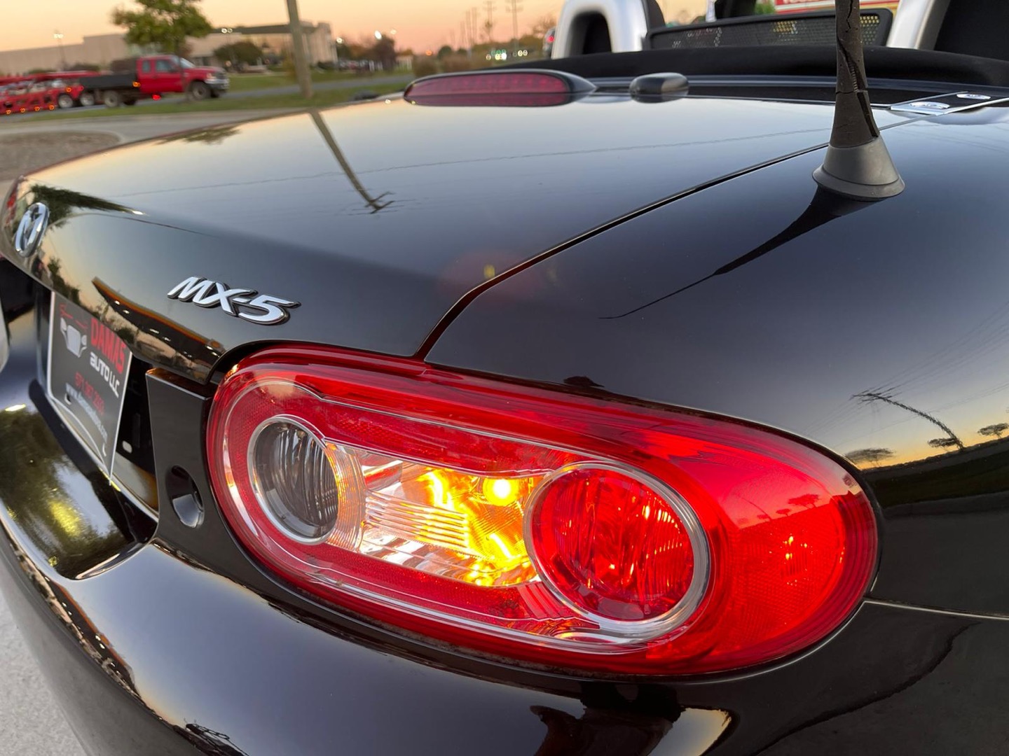 2012 Mazda MX-5 Miata Touring photo 148