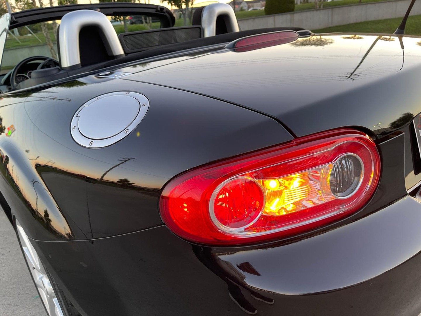 2012 Mazda MX-5 Miata Touring photo 147