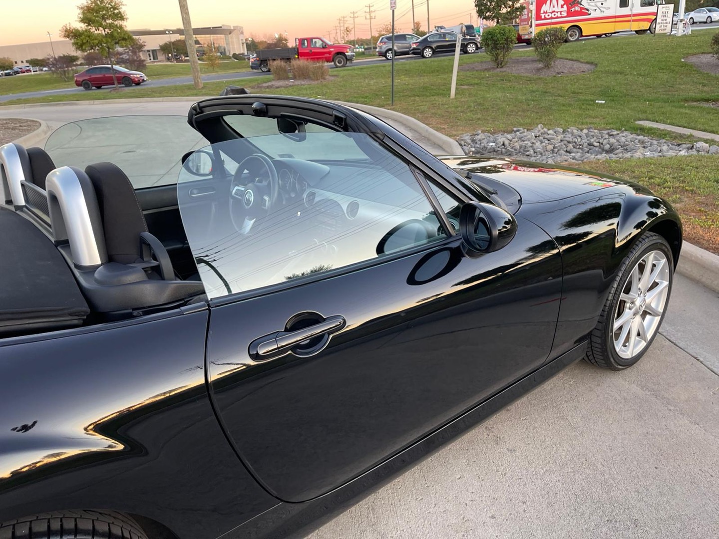 2012 Mazda MX-5 Miata Touring photo 126