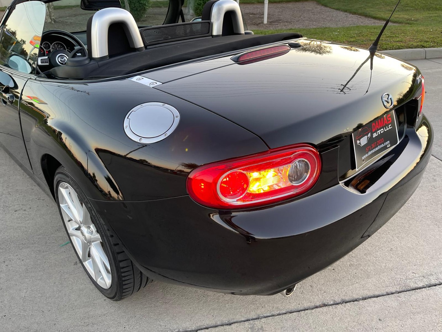 2012 Mazda MX-5 Miata Touring photo 146