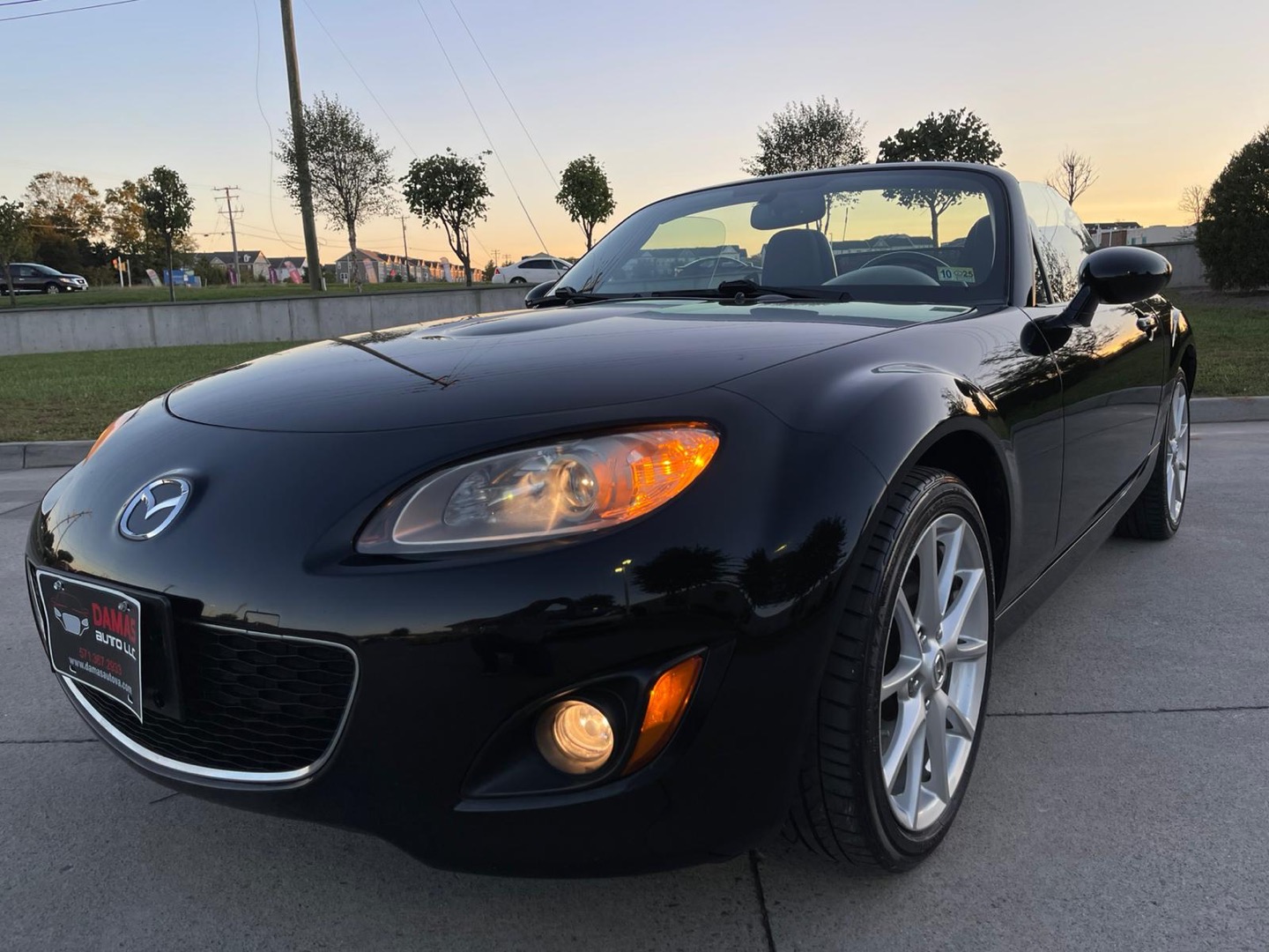 2012 Mazda MX-5 Miata Touring photo 45