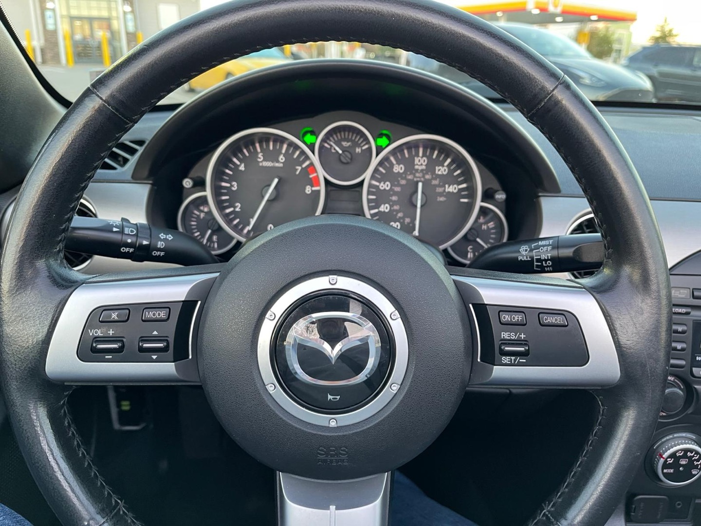 2012 Mazda MX-5 Miata Touring photo 104