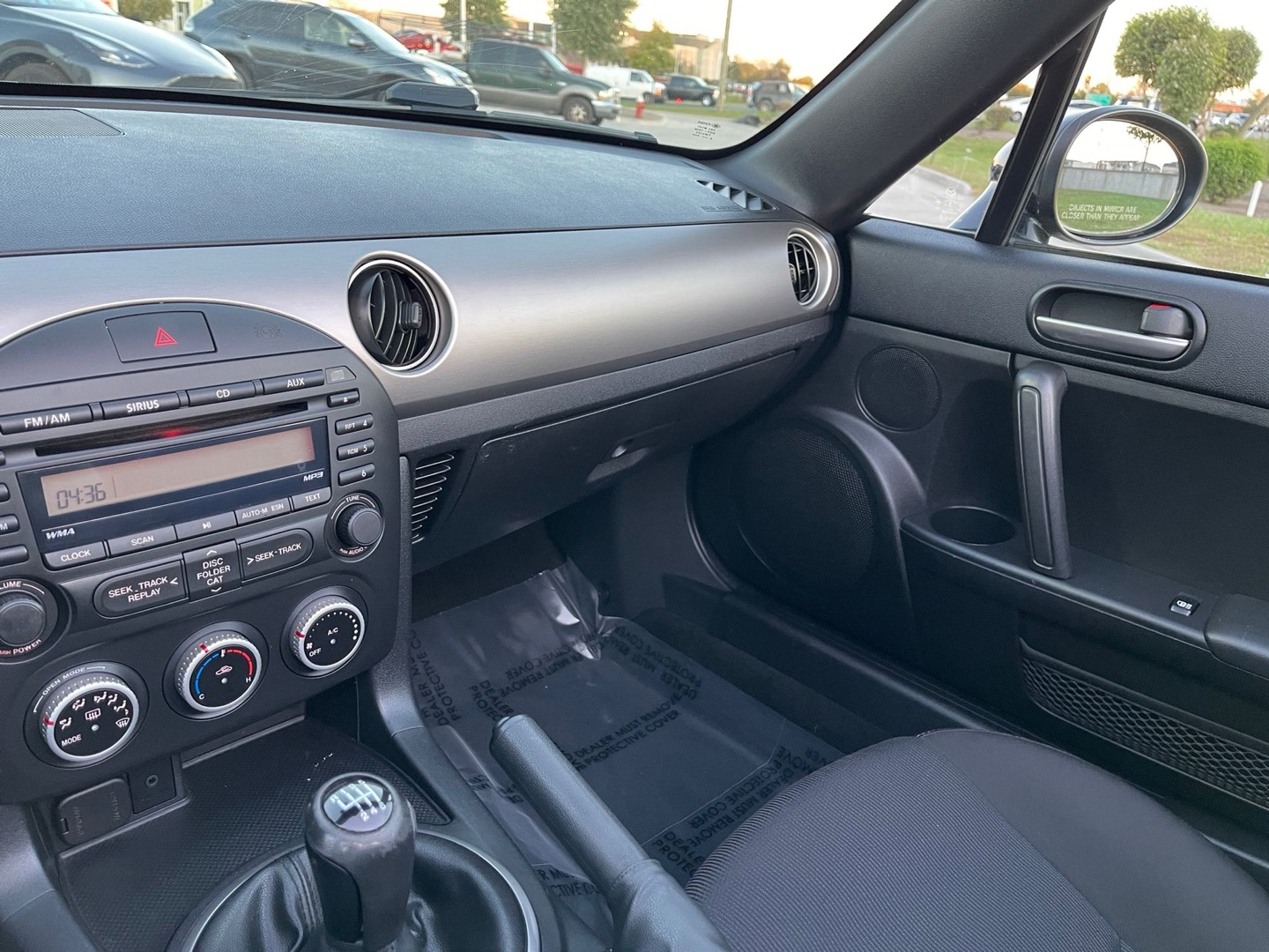 2012 Mazda MX-5 Miata Touring photo 116